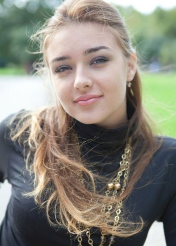 Алена, Г. Выборг